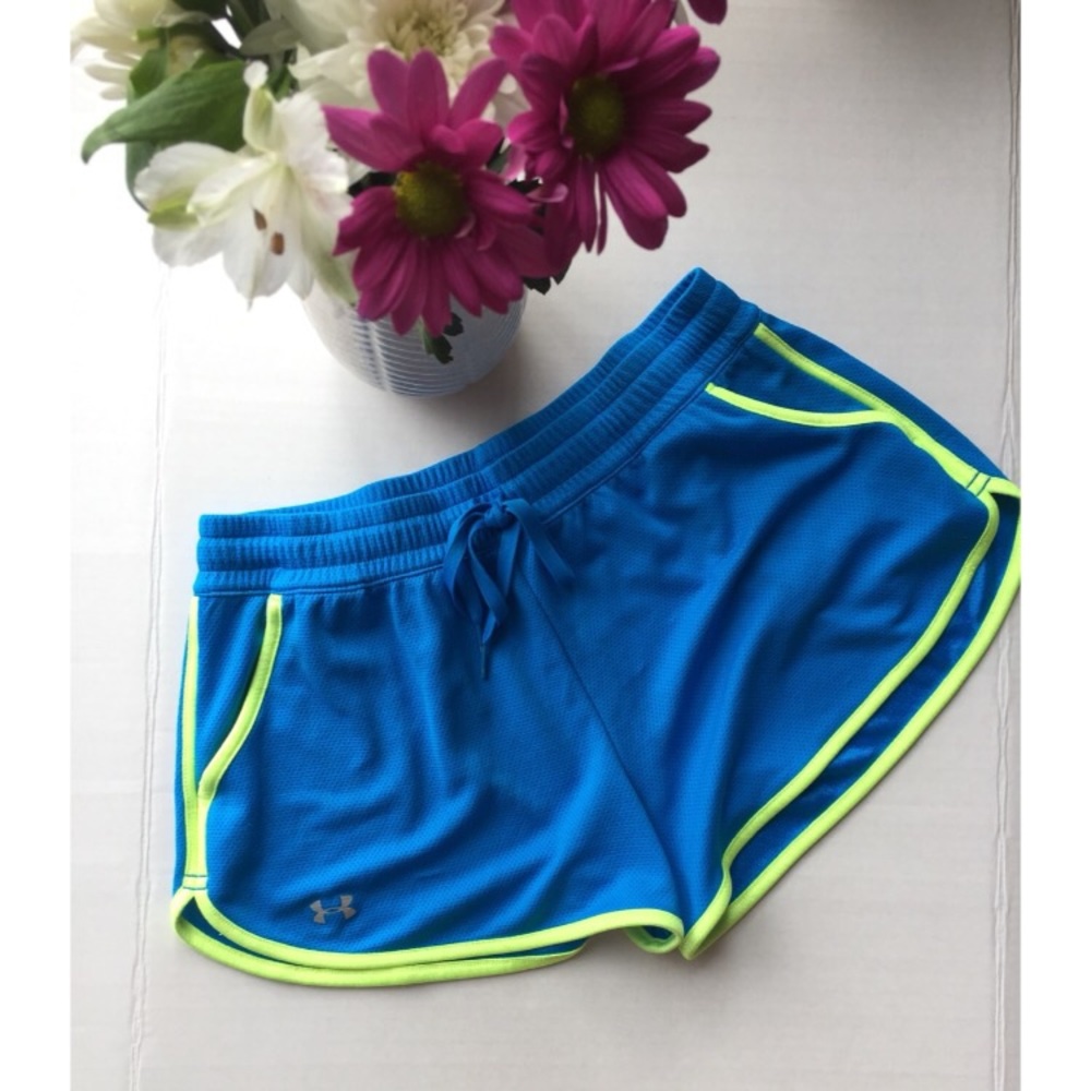 Under Armour Blue Shorts - medium